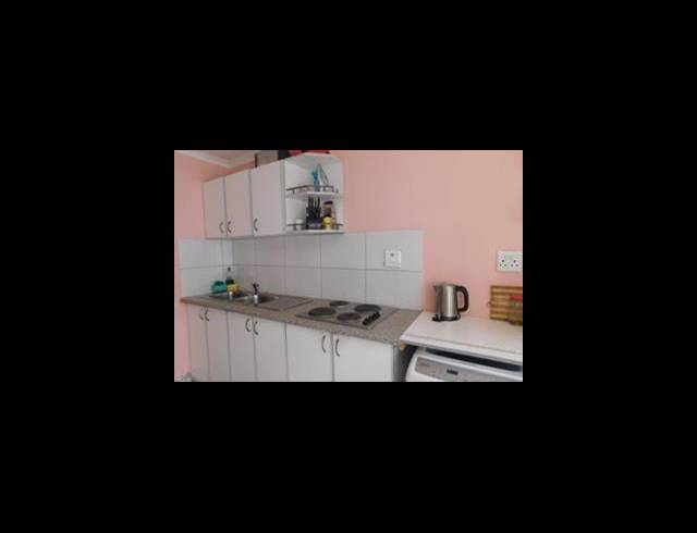 2 BEDROOM PROPERTY TO RENT IN ESCOMBE